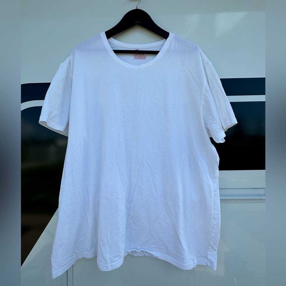 Bundle X2 Hanes 3xl White Undershirt